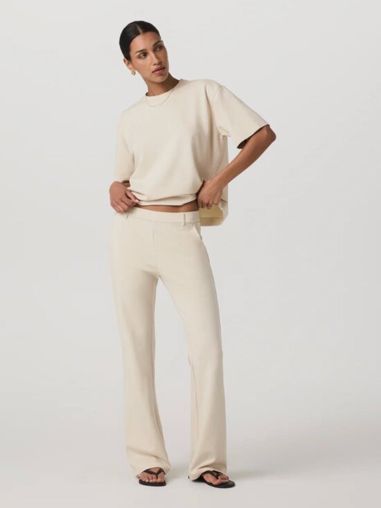 Vuori Pants - Vuori Maven Slim Bootcut Pant Size S in Bone